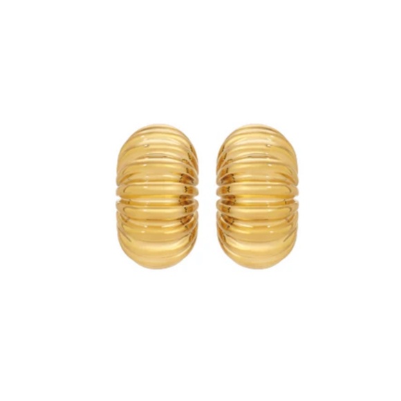 NWT Heaven Mayhem Husk Gold Earrings - Picture 1 of 4
